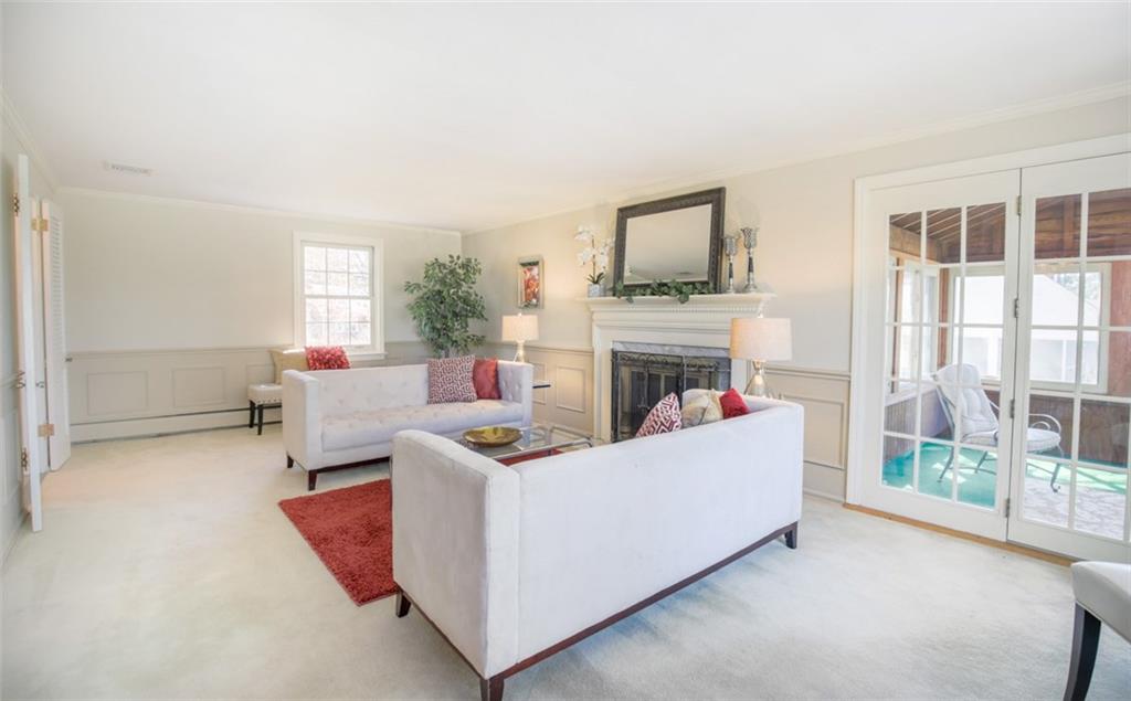 123 Lamar Road Pittsburgh, PA 15241 - Photo 5 of 25 So clean, light & bright.