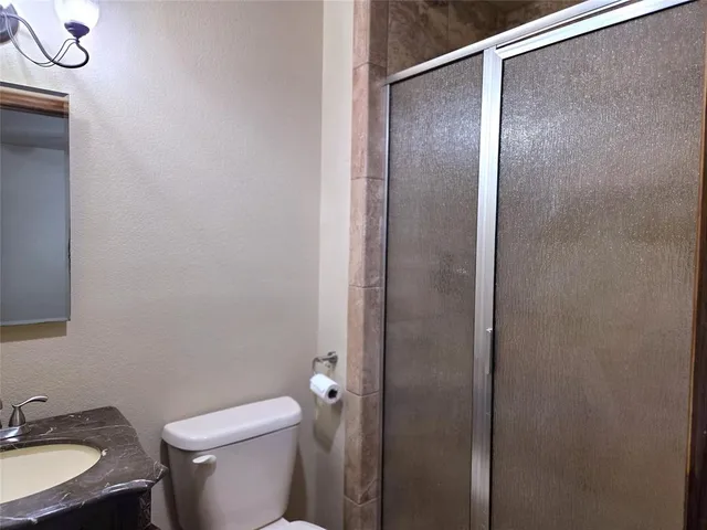 $2,500 | 802 Greenhaven Drive, Richardson, TX 75080