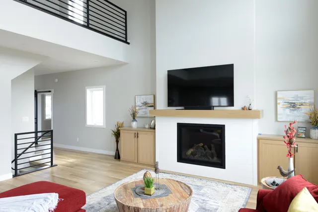 $673,000 | 4795 39th Street South, Fargo, ND 58104