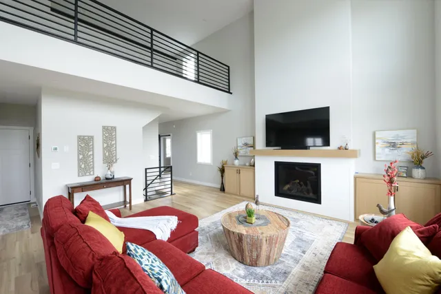 $673,000 | 4795 39th Street South, Fargo, ND 58104