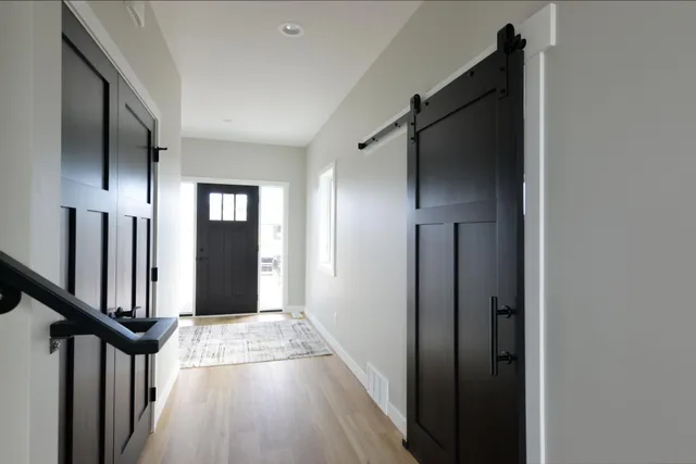 $673,000 | 4795 39th Street South, Fargo, ND 58104