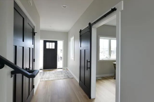 $673,000 | 4795 39th Street South, Fargo, ND 58104