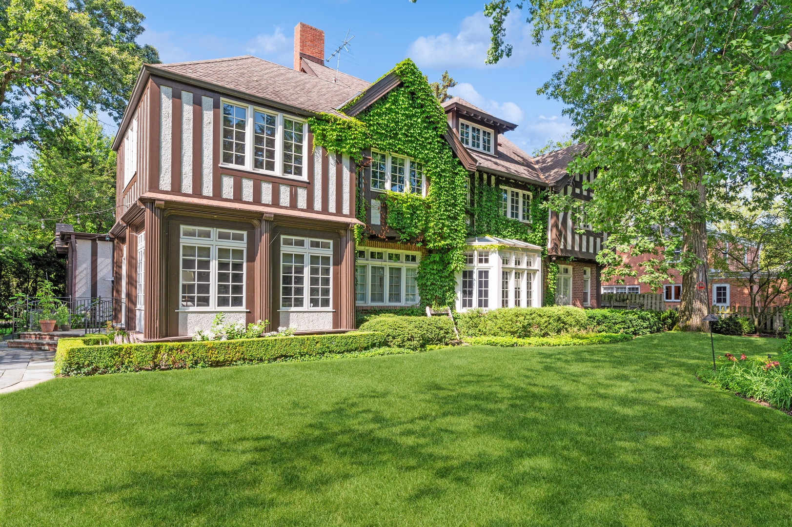 888 Tower Road Winnetka, IL 60093 - Photo 69 of 80 front view of a house with a yard