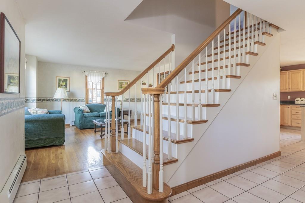 71 Winfield Road Holden, MA 01520 - Photo 4 of 23