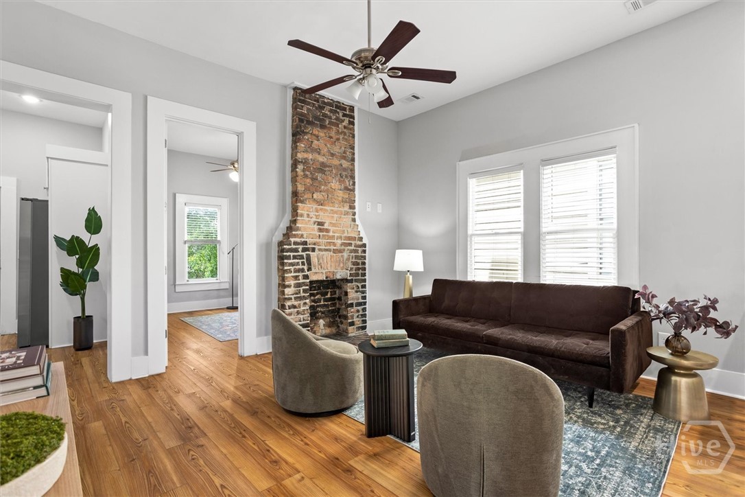 311 West 39th Street Savannah, GA 31401 - Photo 7 of 38