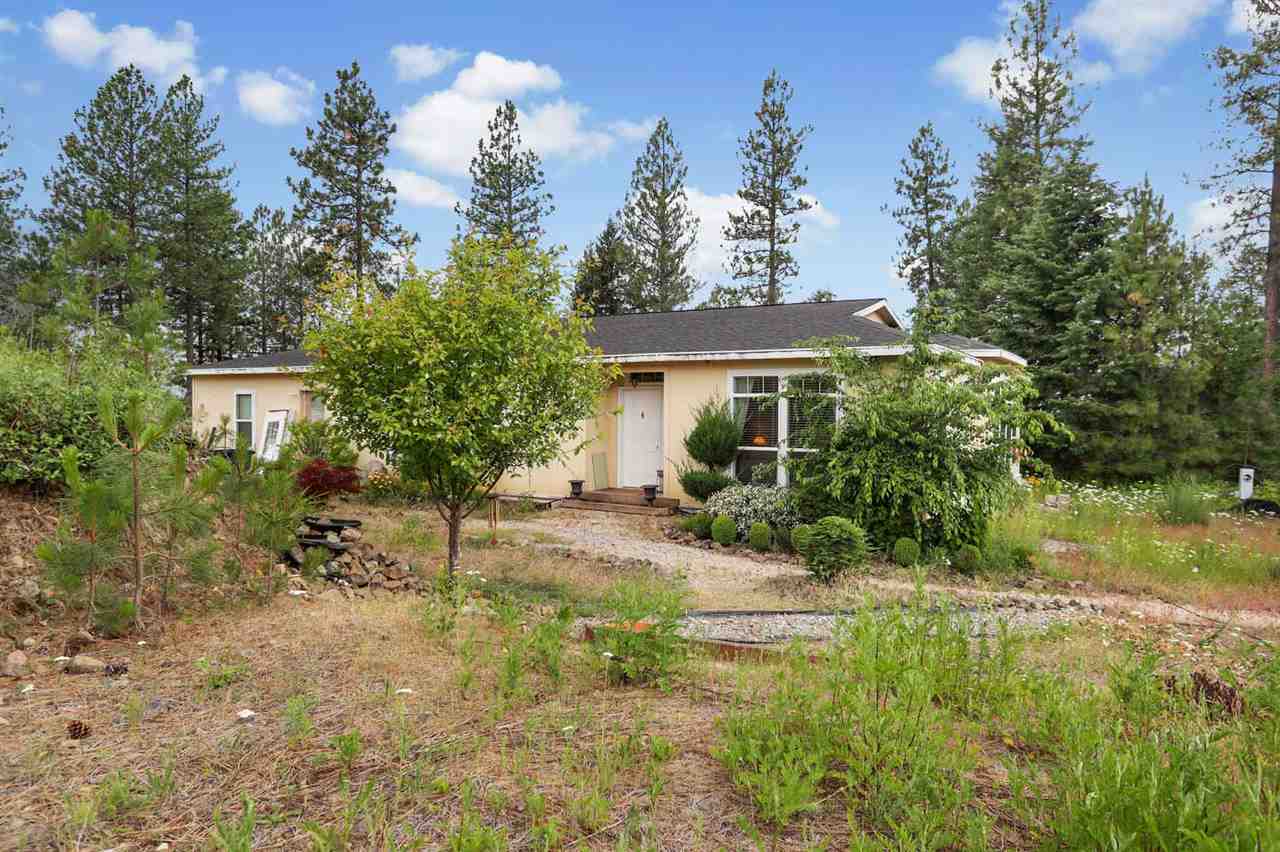 23320 North Orchard Bluff Road Chattaroy, WA 99003 - Photo 1 of 20 Gallery Image 1