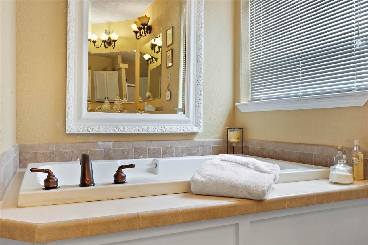 23320 North Orchard Bluff Road Chattaroy, WA 99003 - Photo 14 of 20 Gallery Image 14