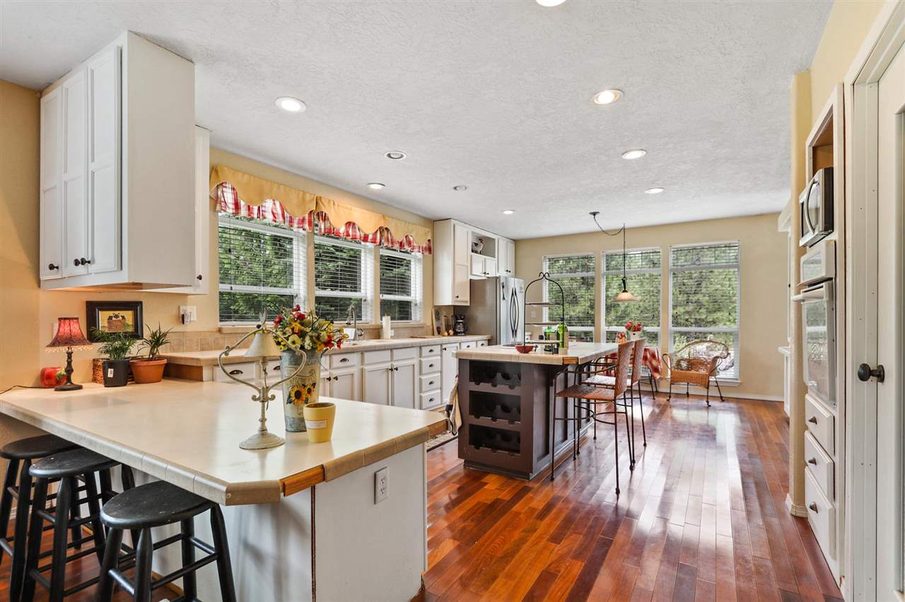 23320 North Orchard Bluff Road Chattaroy, WA 99003 - Photo 7 of 20 Gallery Image 7
