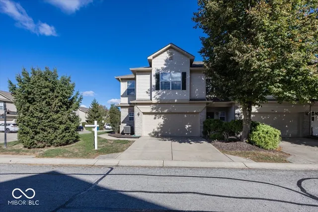 $217,500 | 7041 Gavin Drive, Indianapolis, IN 46217