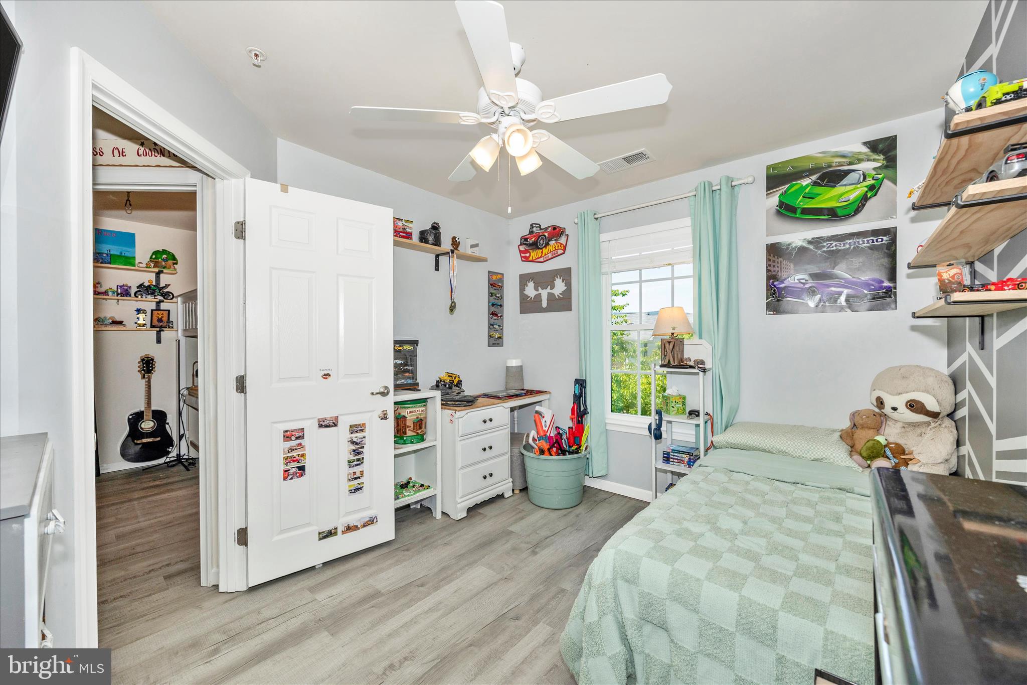 2047 Spring Run Circle Frederick, MD 21702 - Photo 24 of 49 Bedroom 2