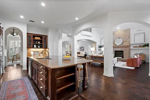 $1,025,000 | 4701 Parkside Drive, Frisco, TX 75034