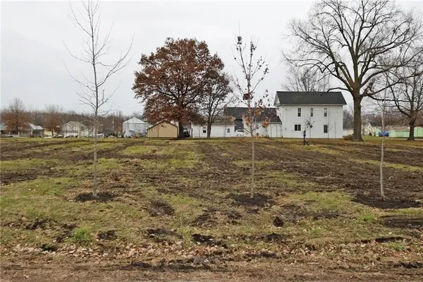 $30,000 | 502 Pennsylvania Avenue, East Lynne, MO 64743