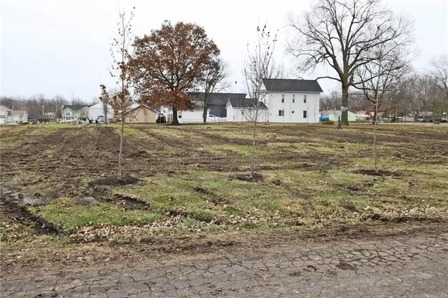 $30,000 | 502 Pennsylvania Avenue, East Lynne, MO 64743