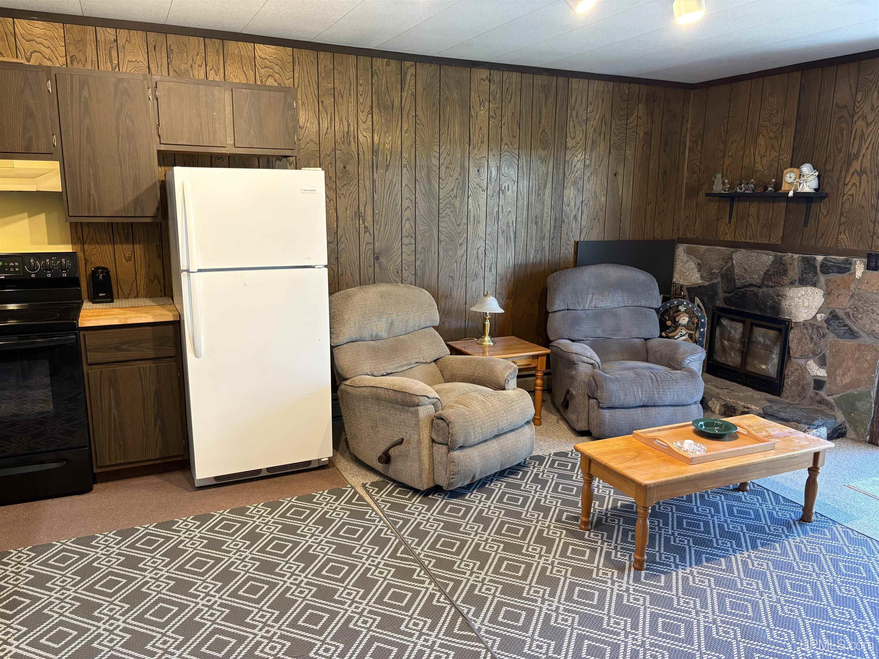 1060 La Rue Court, Unit B8 Hurley, WI 54534 - Photo 9 of 24
