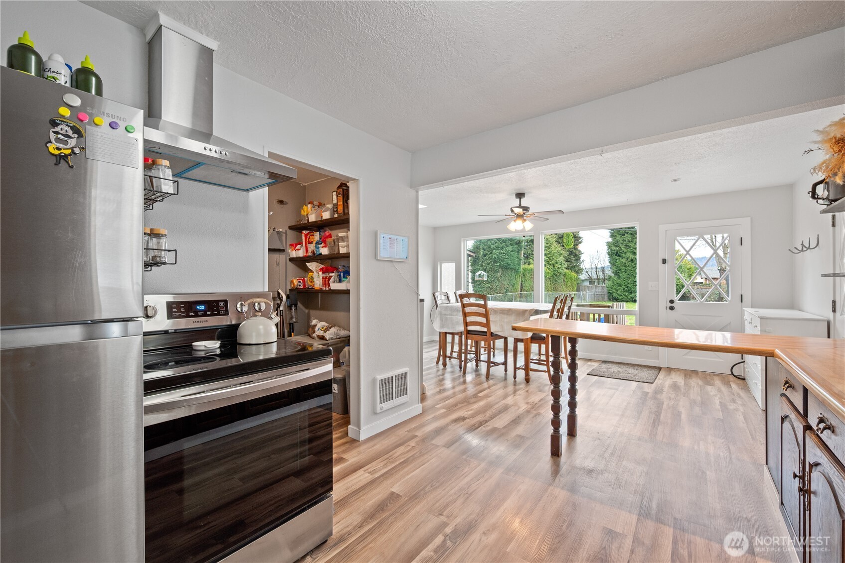 3102 Hemlock Street Longview, WA 98632 - Photo 10 of 21