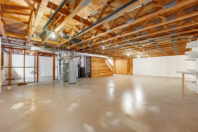 $299,900 | 160 Nelson Parkway, Cherry Valley, IL 61016