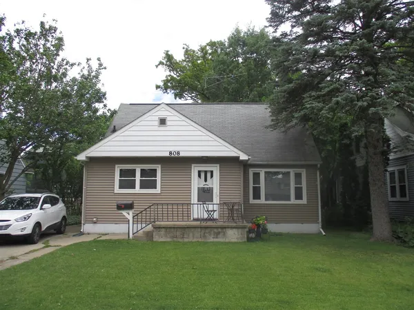 $2,650 | 808 Pauline Boulevard, Ann Arbor, MI 48103