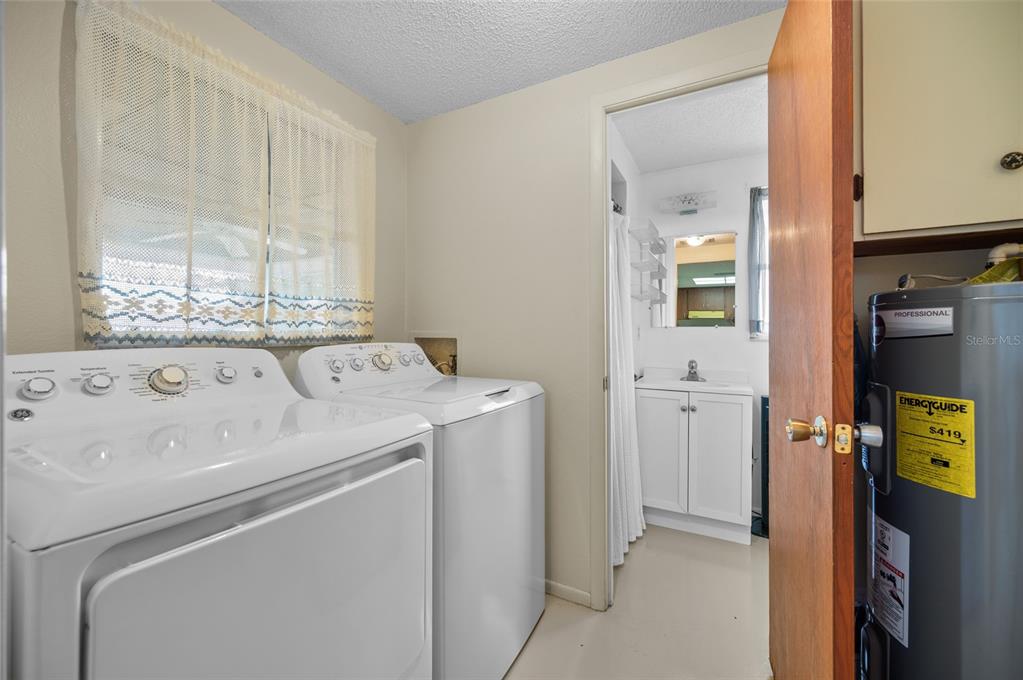 901 Ponderosa Road Venice, FL 34293 - Photo 22 of 33