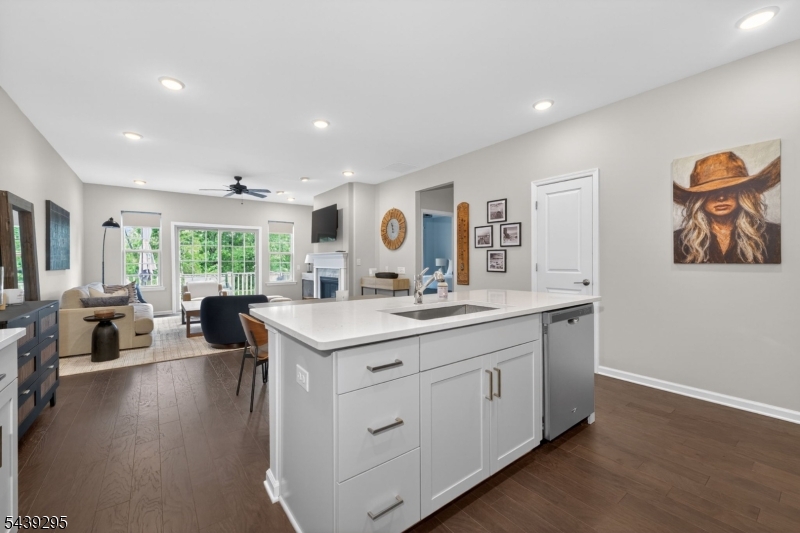 27 Redmon Road Flemington, NJ 08822 - Photo 9 of 32
