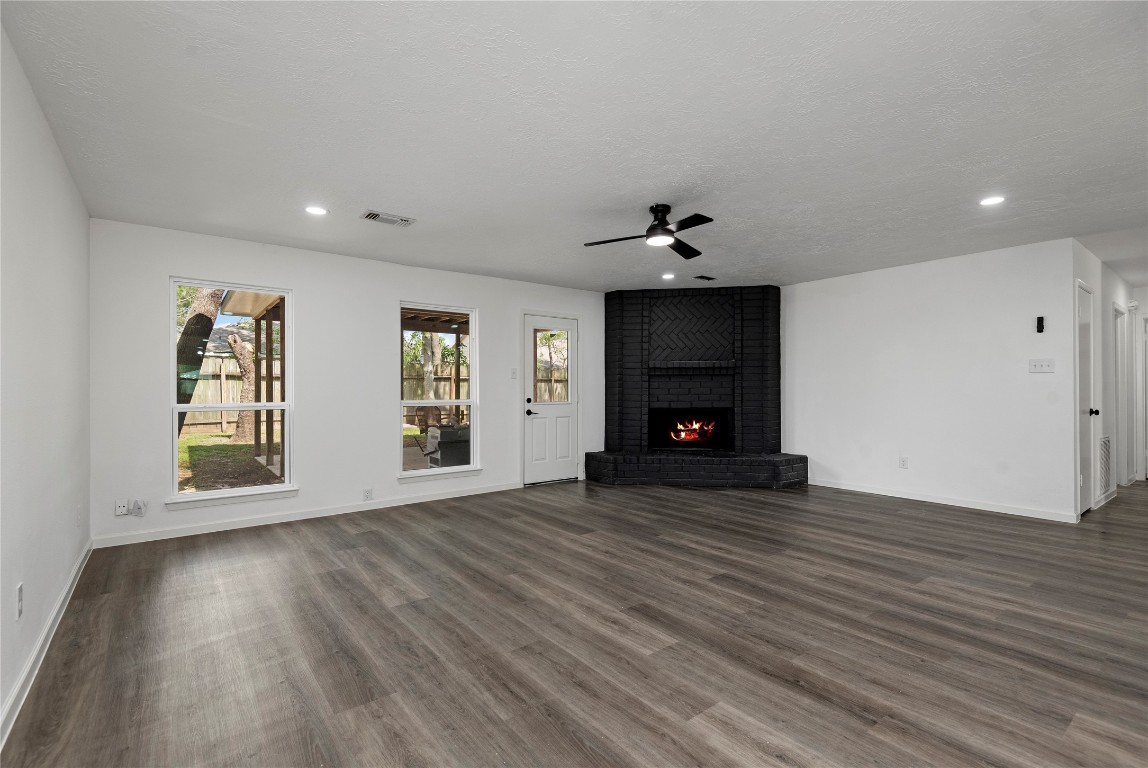 3230 Hombly Road Houston, TX 77066 - Photo 11 of 29