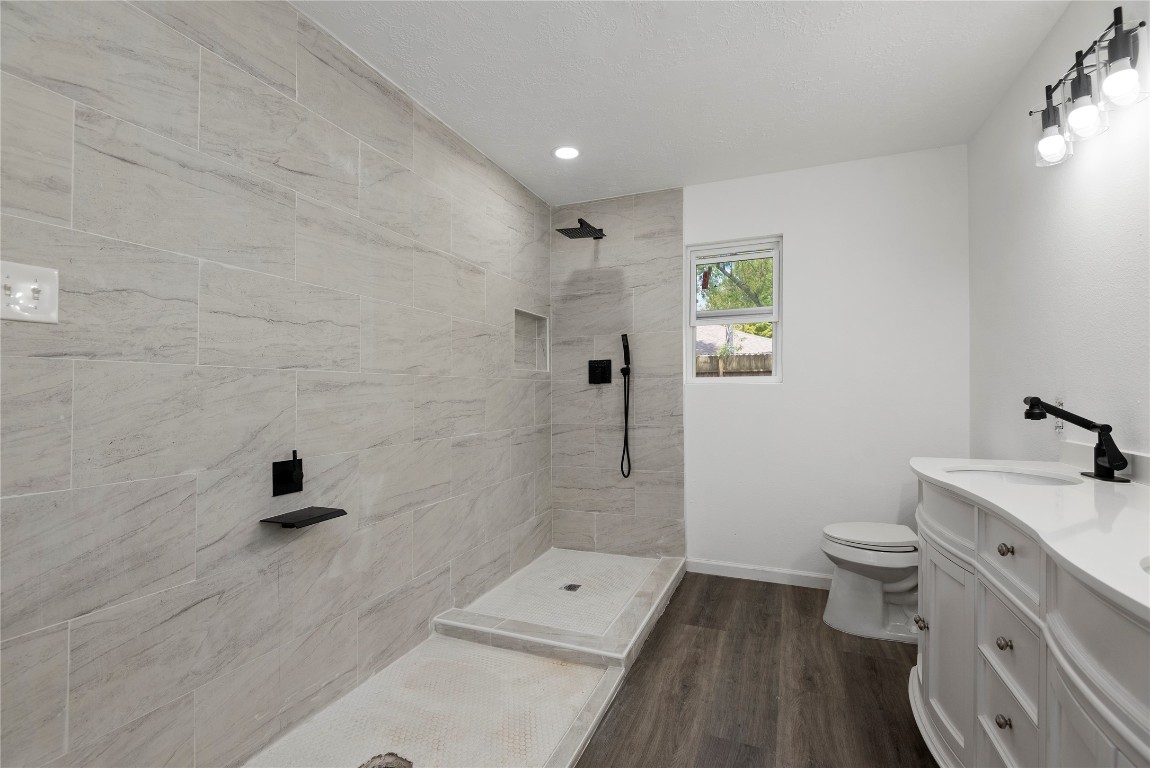 3230 Hombly Road Houston, TX 77066 - Photo 19 of 29