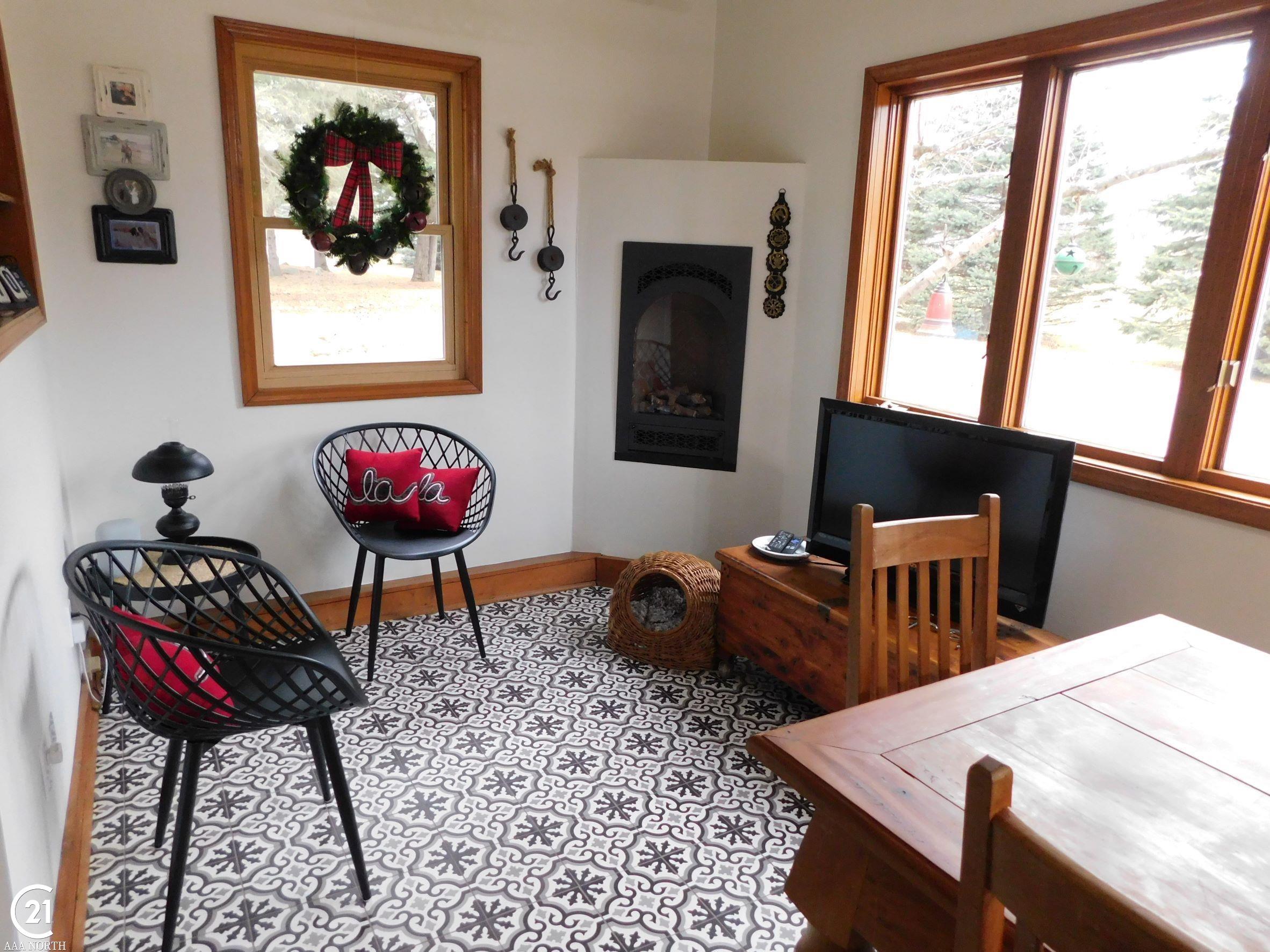 5365 Rochester Road Dryden, MI 48428 - Photo 6 of 38
