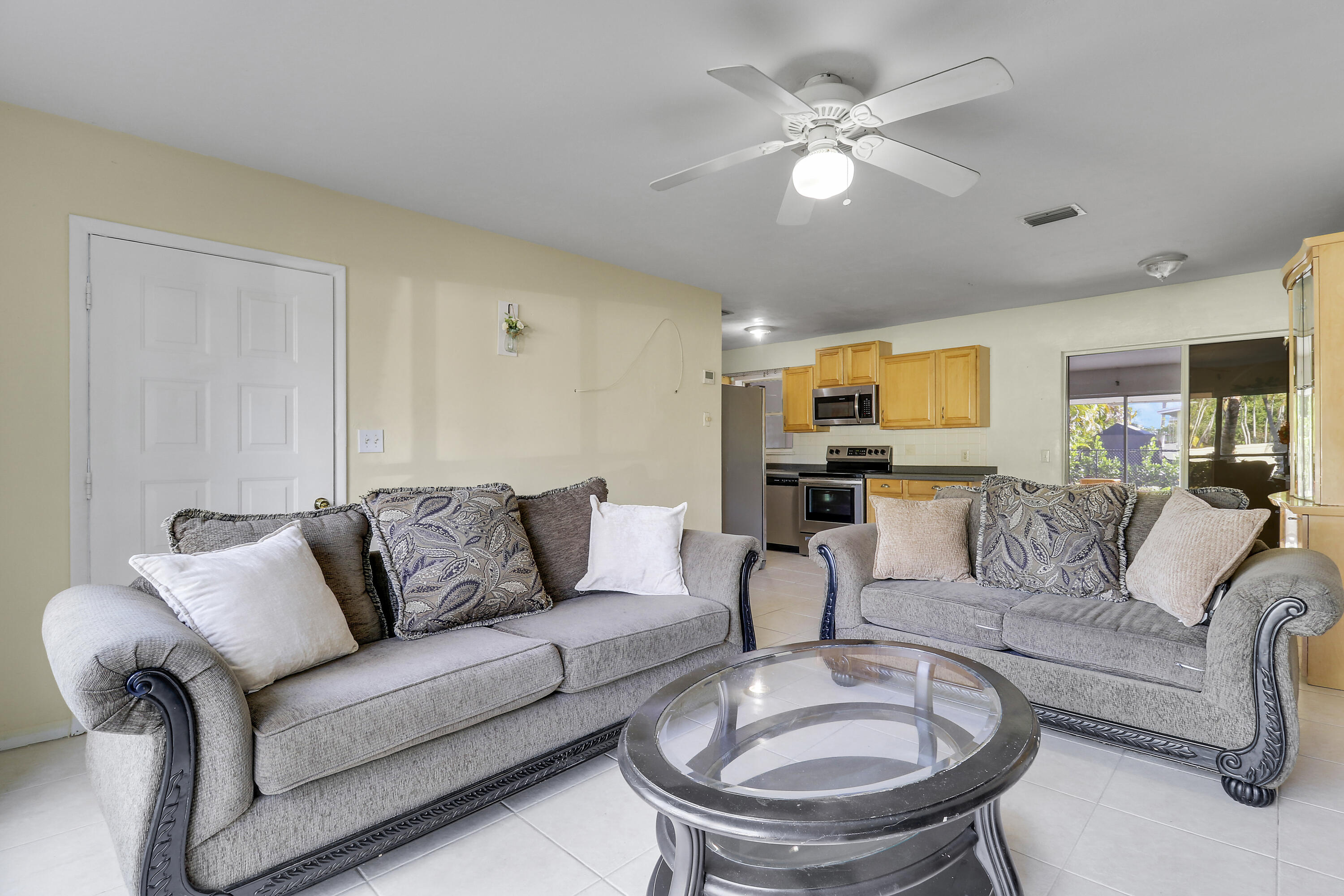 3133 Southeast Pruitt Road Port St. Lucie, FL 34952 - Photo 8 of 42 House1-6