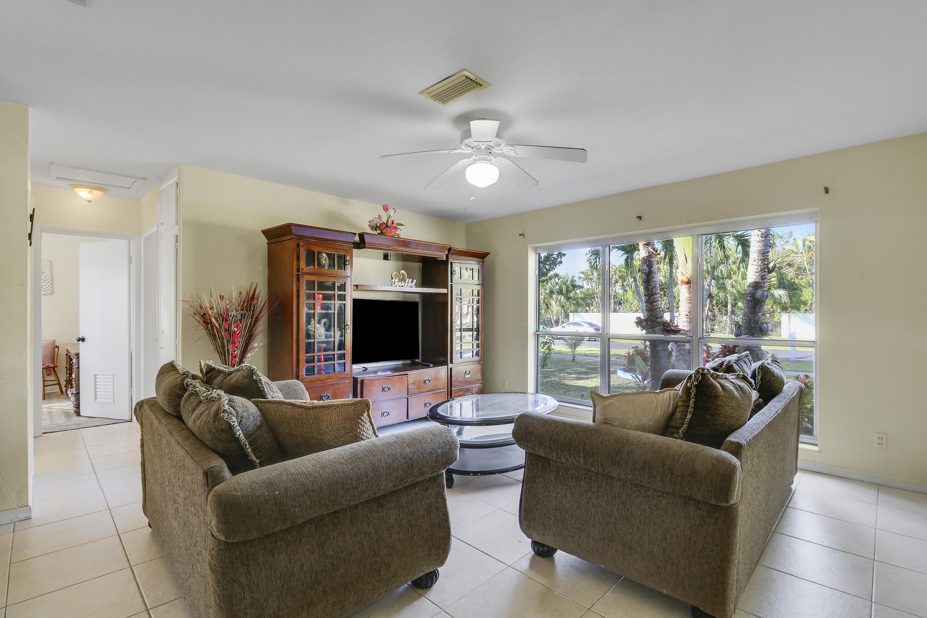 3133 Southeast Pruitt Road Port St. Lucie, FL 34952 - Photo 10 of 42 House1-10