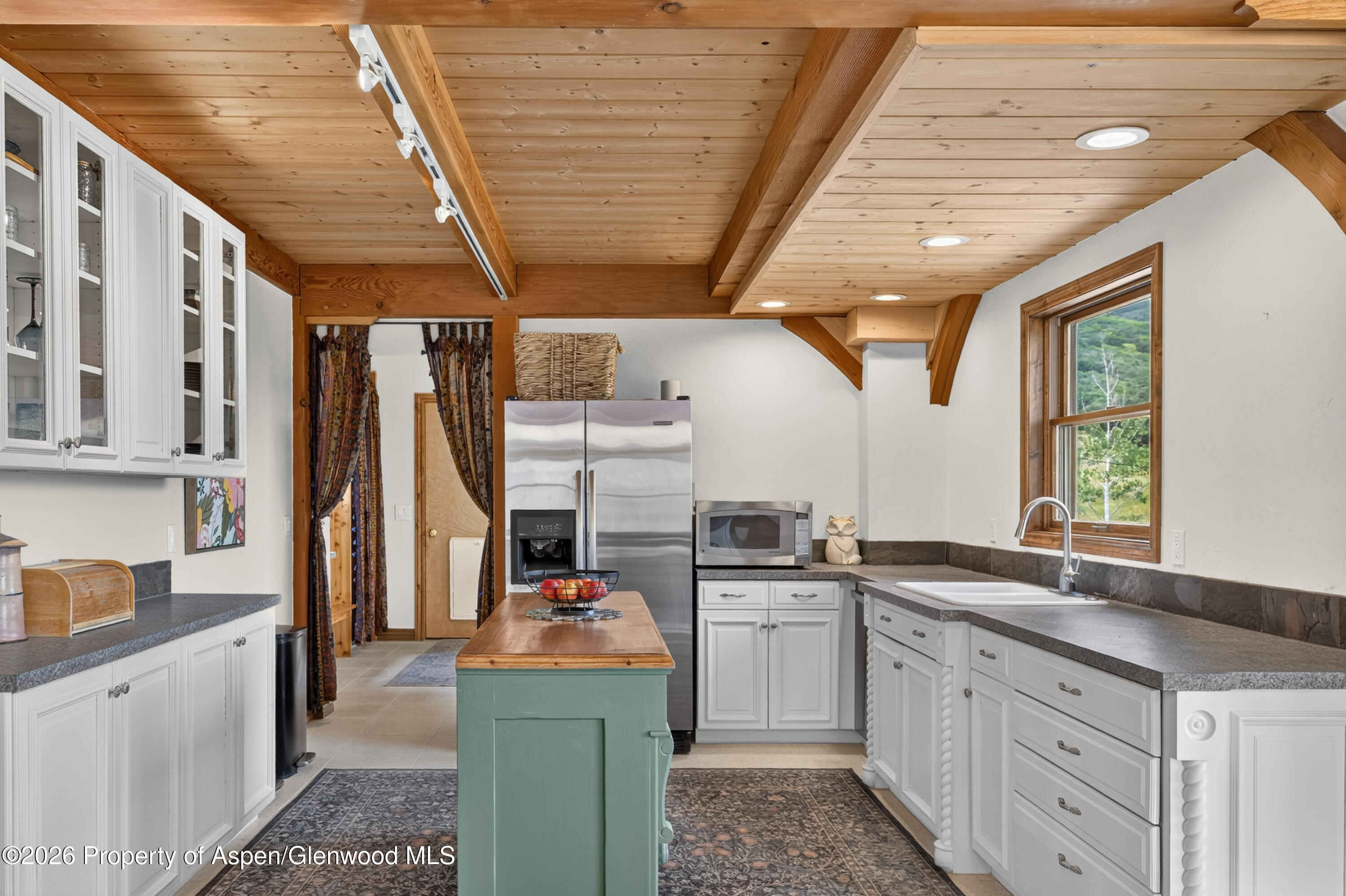 73 Haystack Road Glenwood Springs, CO 81601 - Photo 12 of 64 kitchen