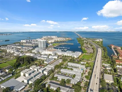 $315,000 | 4821 West McElroy Avenue, Unit D210, Tampa, FL 33611
