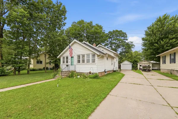 $200,000 | 223 31st Avenue North, St. Cloud, MN 56303