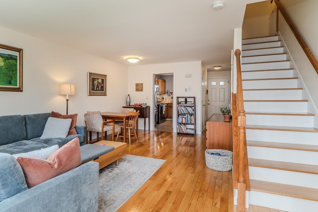 575 Bridge Road, Unit 96 Northampton, MA 01062 - Photo 15 of 30 Gallery Image 15