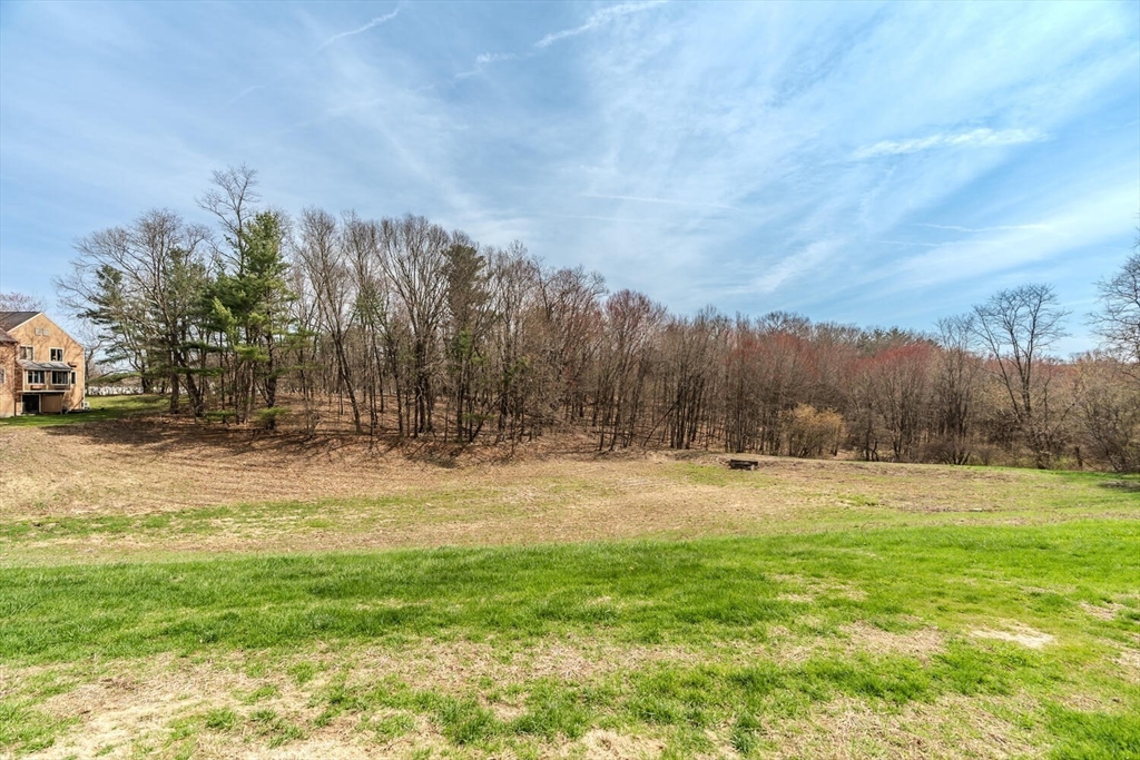 575 Bridge Road, Unit 96 Northampton, MA 01062 - Photo 27 of 30 Gallery Image 27