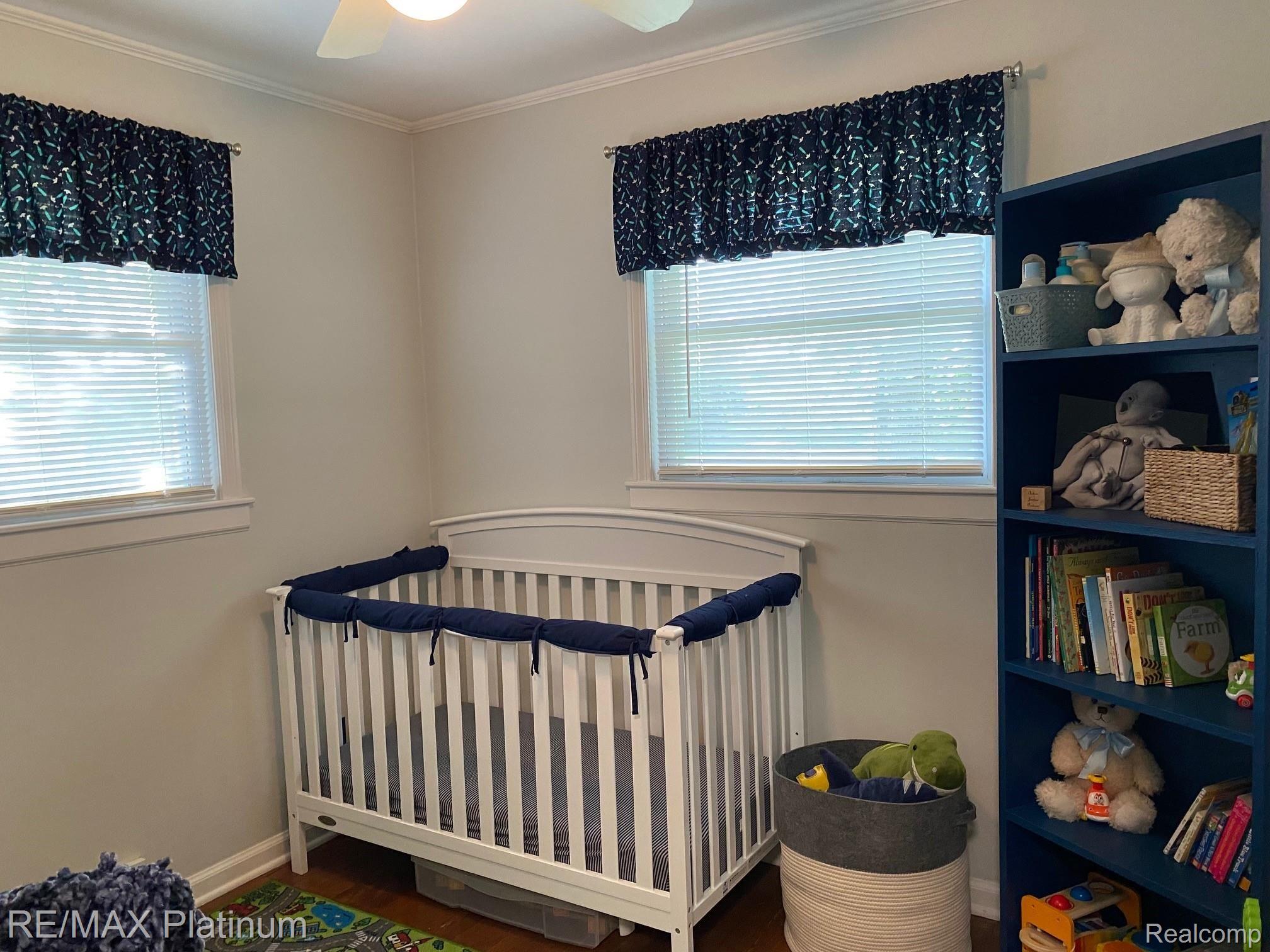 4450 North Eager Road Howell, MI 48855 - Photo 16 of 23 Bedroom