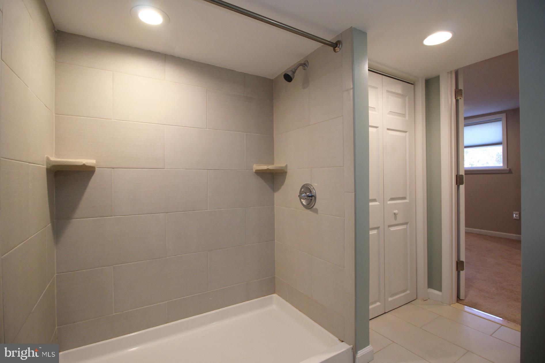 3317 Beaumont Road Woodbridge, VA 22193 - Photo 9 of 24