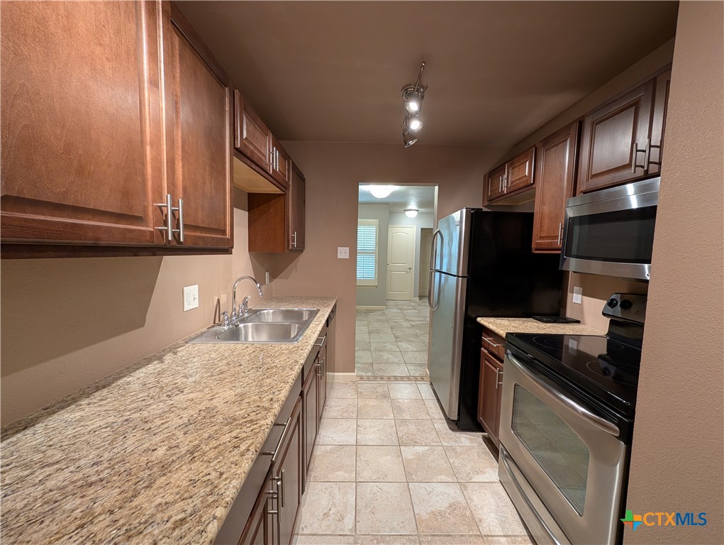 551 Terminal Loop Road, Unit D5 McQueeney, TX 78123 - Photo 3 of 44