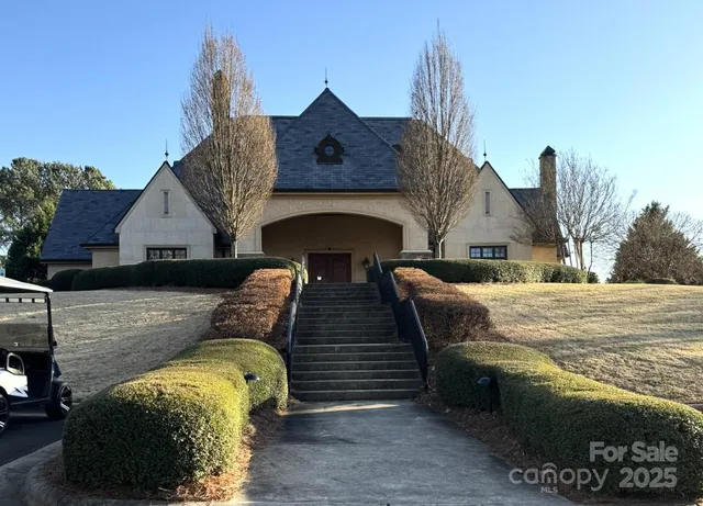 a view of a yard with a mountain view