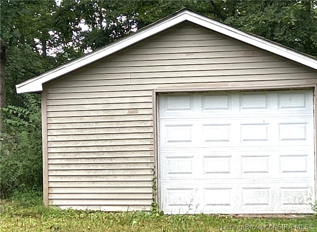 952 East Booe Road Austin, IN 47102 - Photo 21 of 22 Gallery Image 21