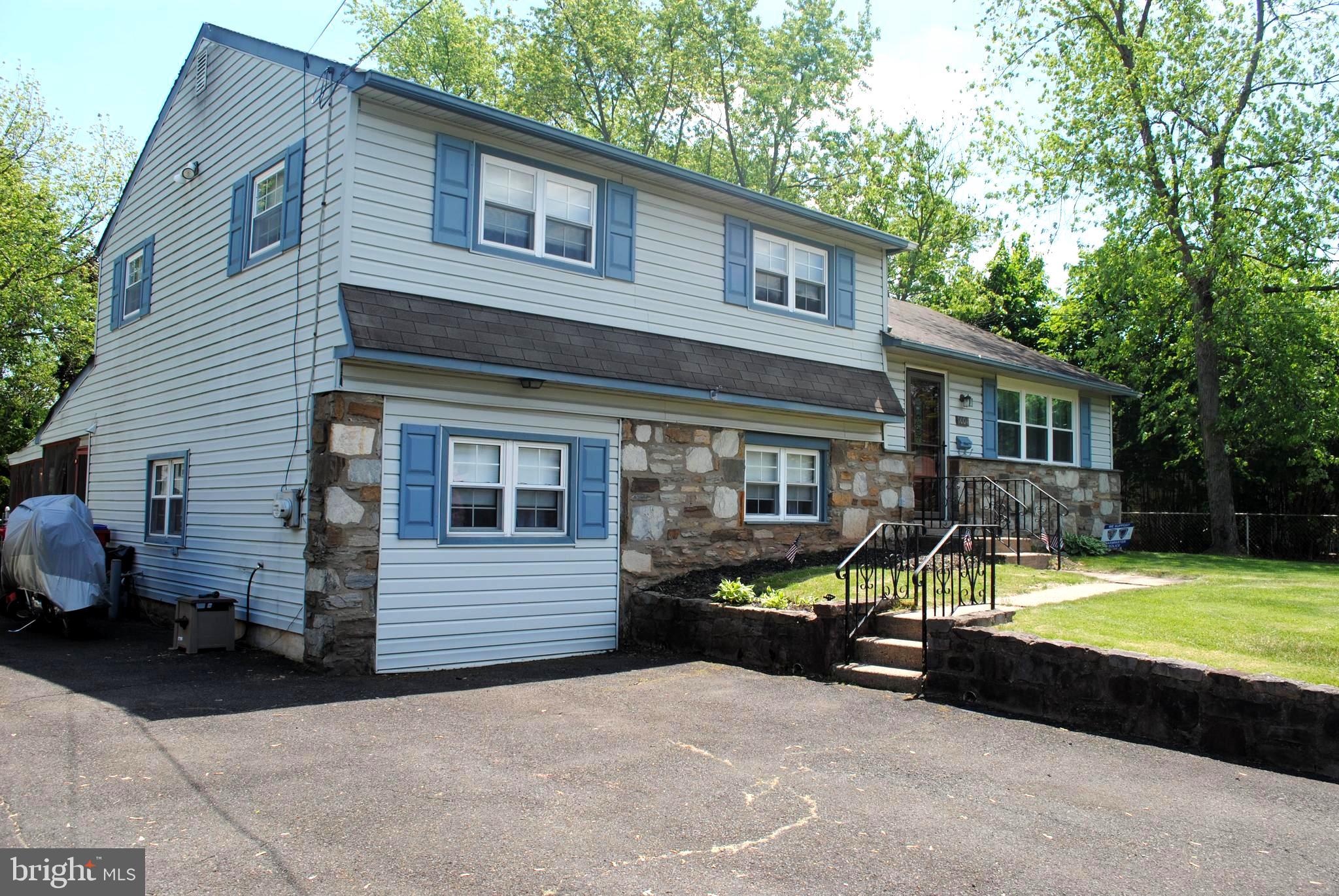 1004 Hilltop Road Warminster, PA 18974 - Photo 2 of 26 Exterior Side