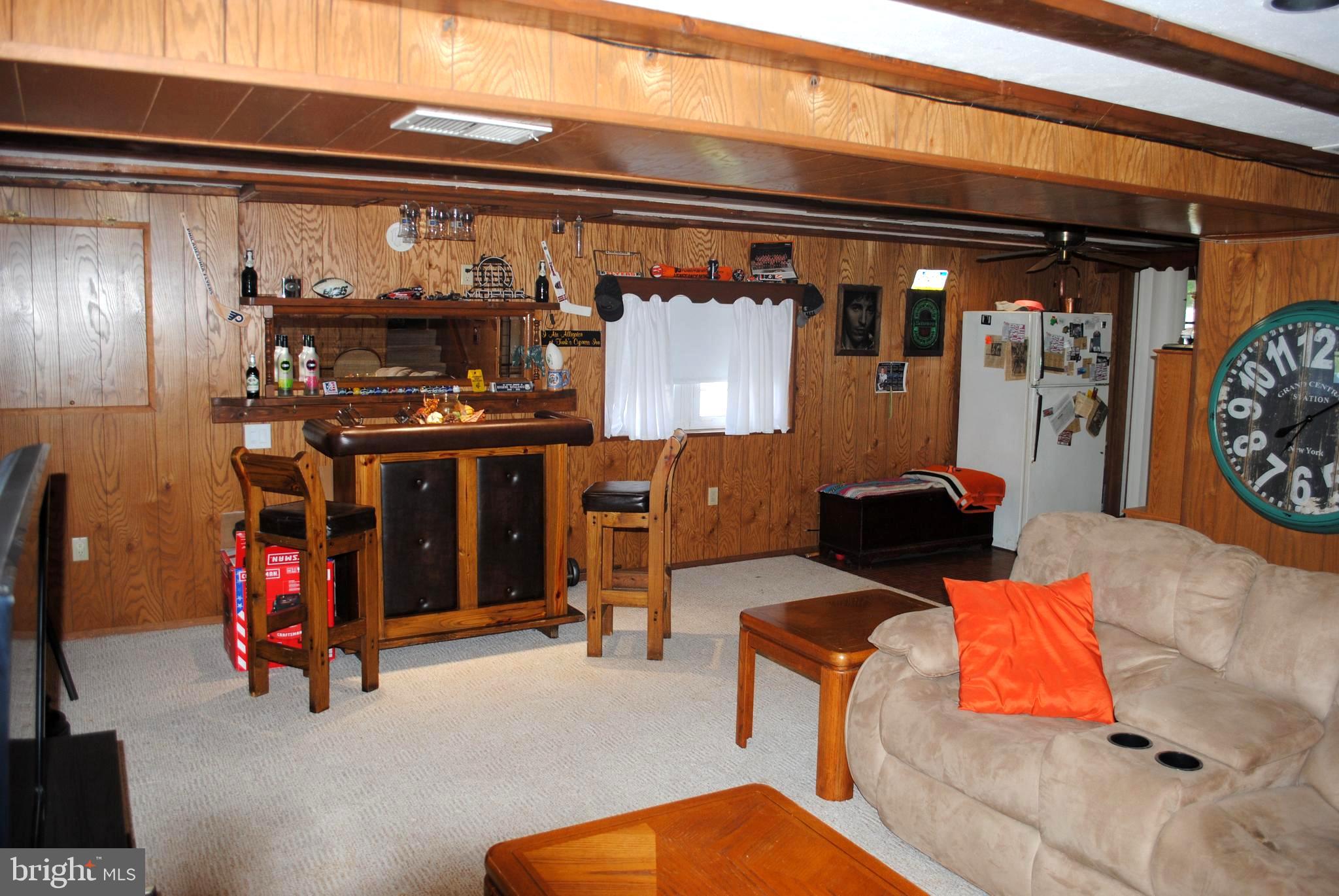 1004 Hilltop Road Warminster, PA 18974 - Photo 12 of 26 Family Room