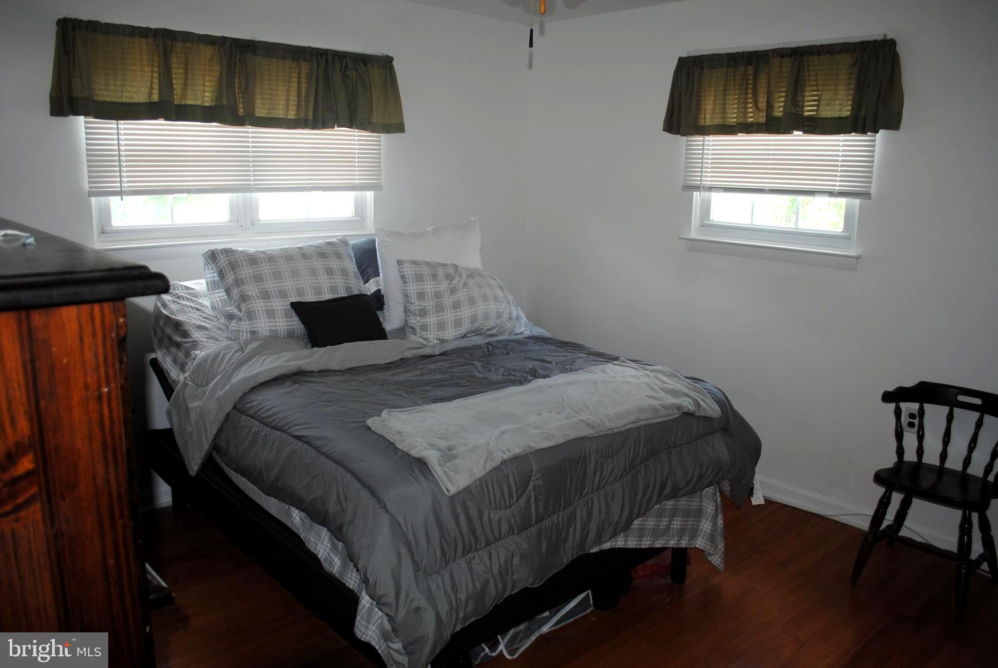 1004 Hilltop Road Warminster, PA 18974 - Photo 18 of 26 Main Bedroom
