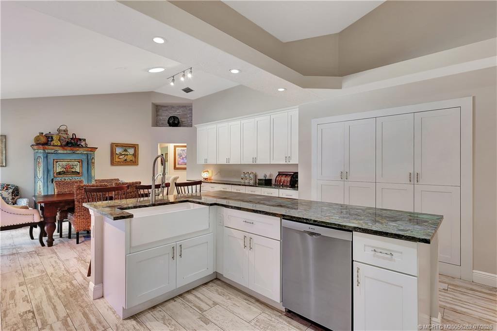 1863 Northwest 22nd Street Stuart, FL 34994 - Photo 20 of 54