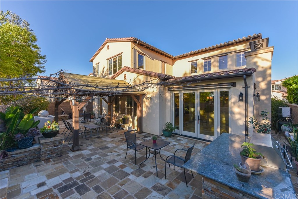 71 Sunset Cove Irvine, CA 92602 - Photo 52 of 55 a view of a cafe with sitting area