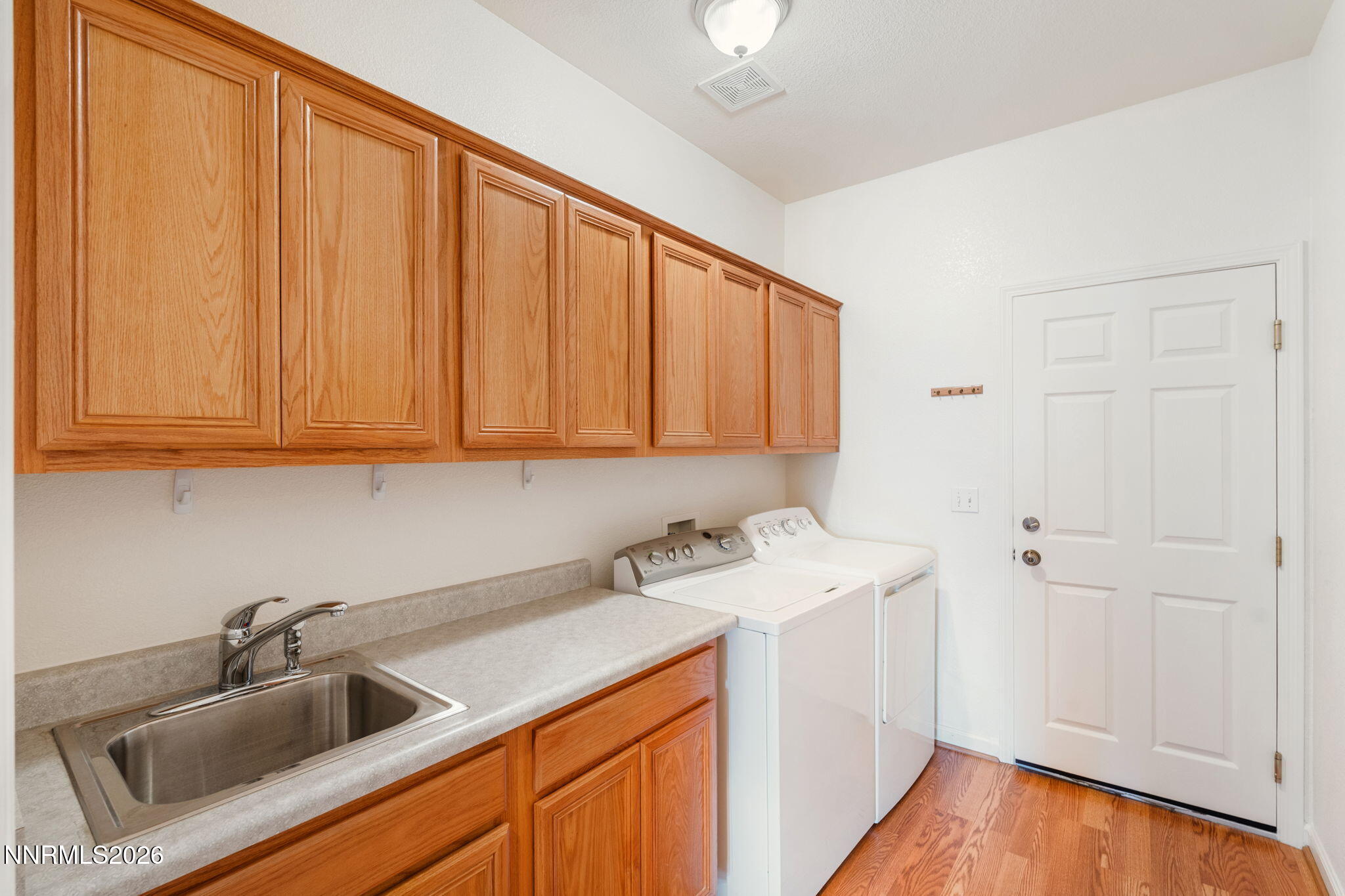 4029 Little Valley Road Reno, NV 89508 - Photo 33 of 39 33-web-or-mls-DSC05980