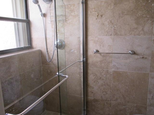 364 Golfview Road, Unit 402 North Palm Beach, FL 33408 - Photo 18 of 30 guest bath