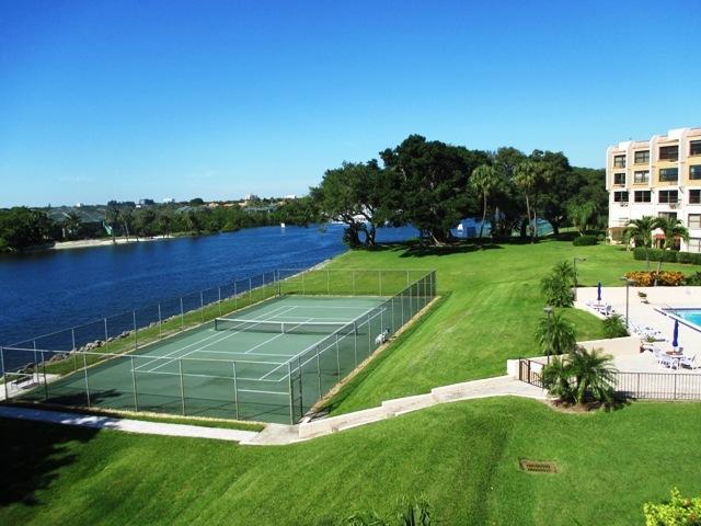 364 Golfview Road, Unit 402 North Palm Beach, FL 33408 - Photo 24 of 30 Tennis courts