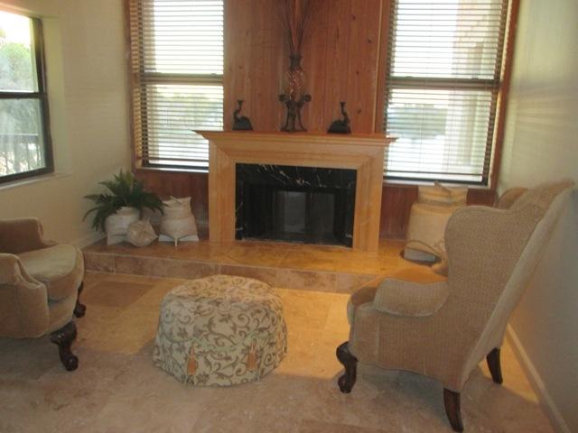 364 Golfview Road, Unit 402 North Palm Beach, FL 33408 - Photo 3 of 30 Fireplace