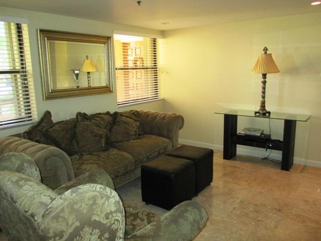 364 Golfview Road, Unit 402 North Palm Beach, FL 33408 - Photo 9 of 30 Den