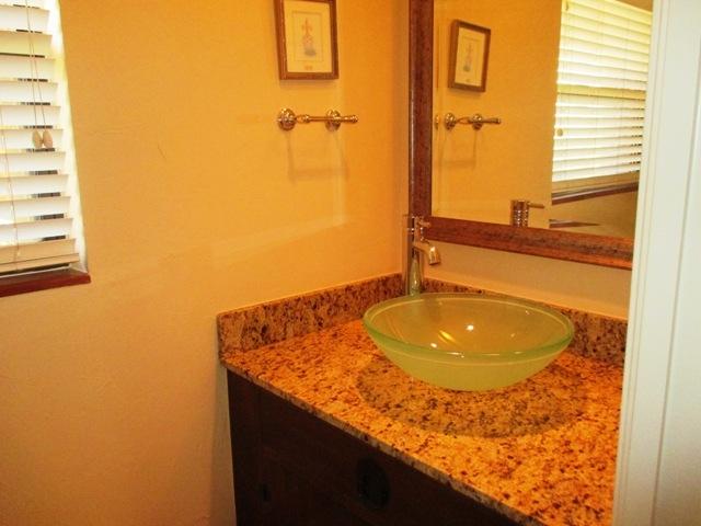 364 Golfview Road, Unit 402 North Palm Beach, FL 33408 - Photo 10 of 30 Powder room