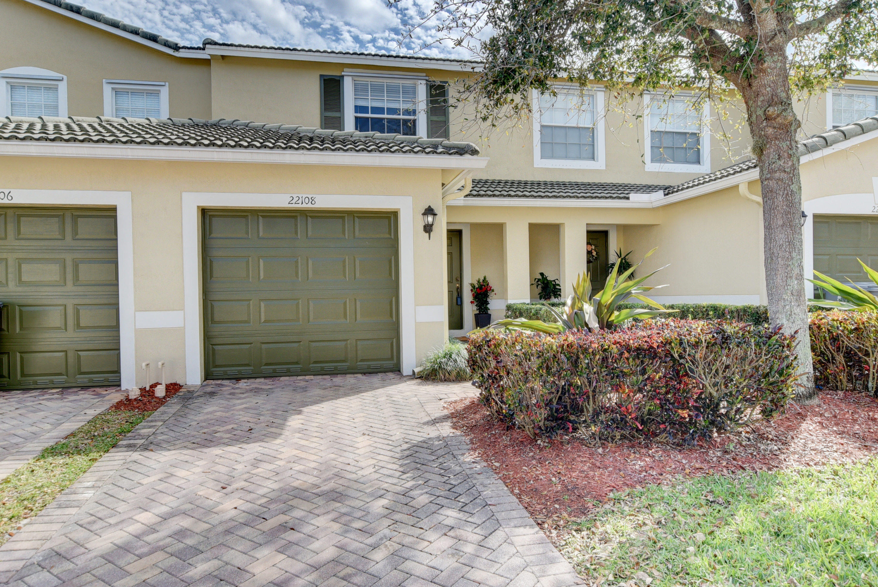 22108 Majestic Woods Way Boca Raton, FL 33428 - Photo 1 of 36 01_ebf_0781and4more